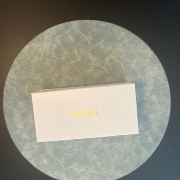 Alexander McQueen - Picture 6 of 6